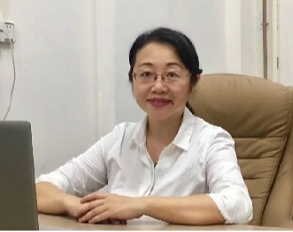美女av影片