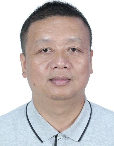 美女av影片