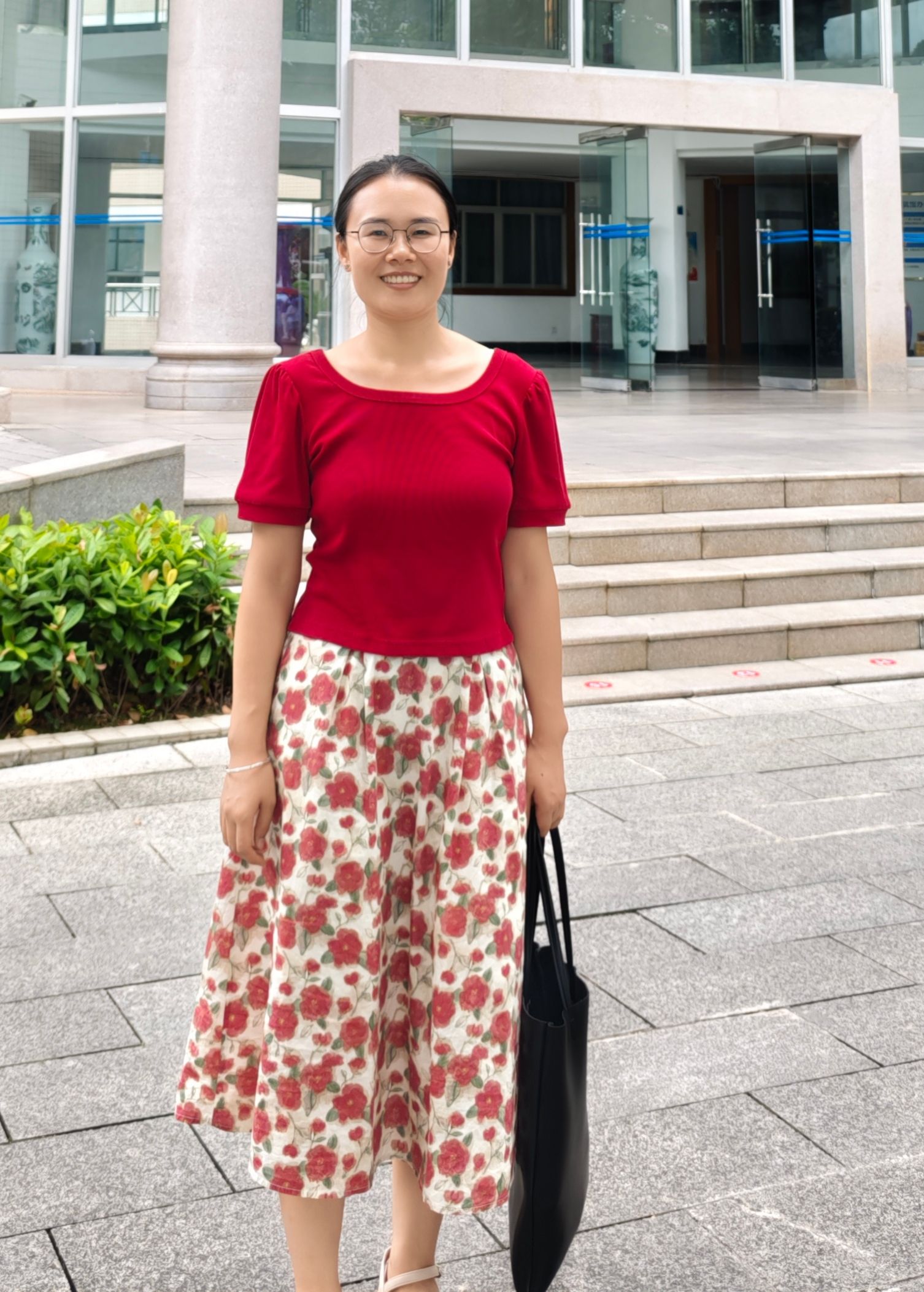 美女av影片