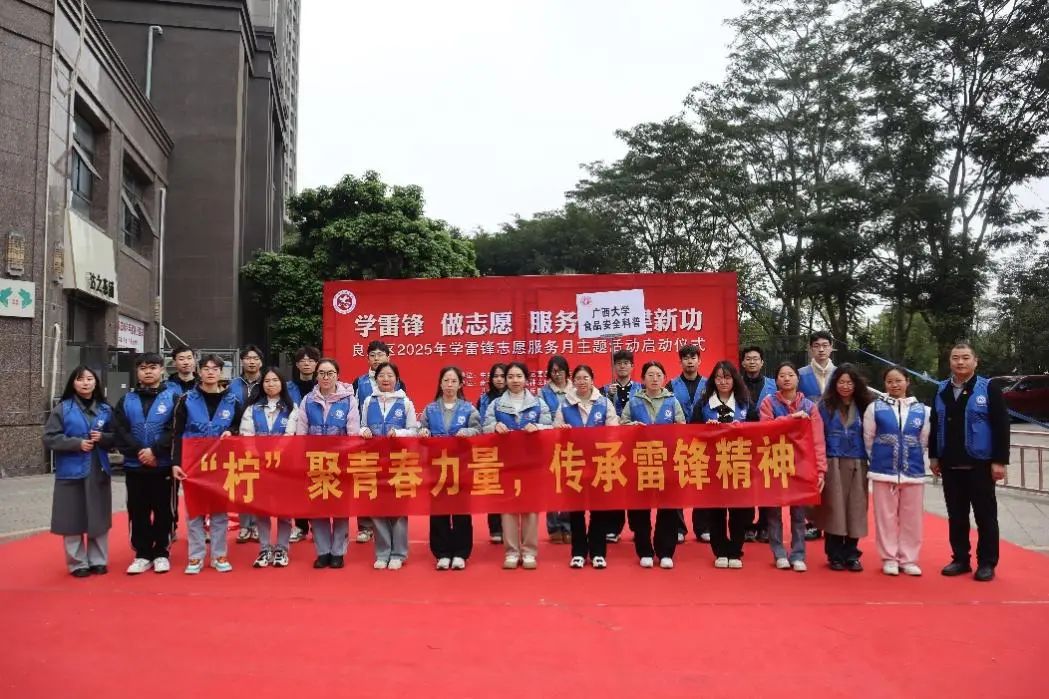美女av影片